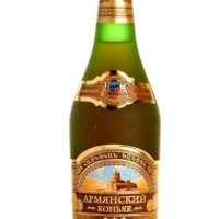 Армянский 3 года 0,5л